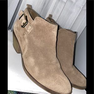 Sonoma ankle boots